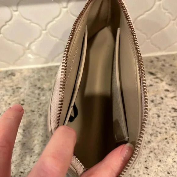 Dagne Dover Lola Leather Beauty Case - Picture 3 of 7